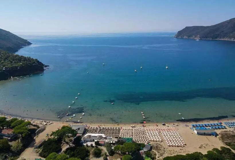 Uappala Club & Resort Lacona