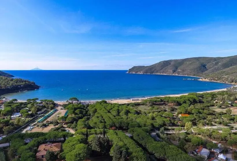 Uappala Club & Resort Lacona