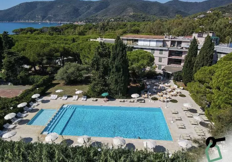 Uappala Club & Resort Lacona