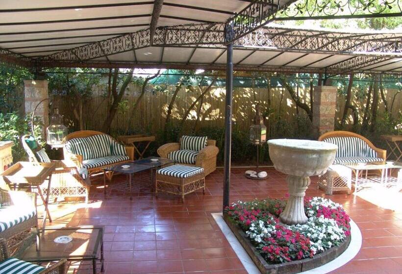 Augustus Hotel & Resort