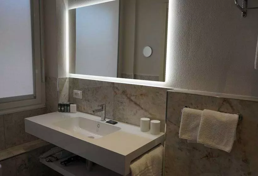 B&b Hotel Diano Marina Palace