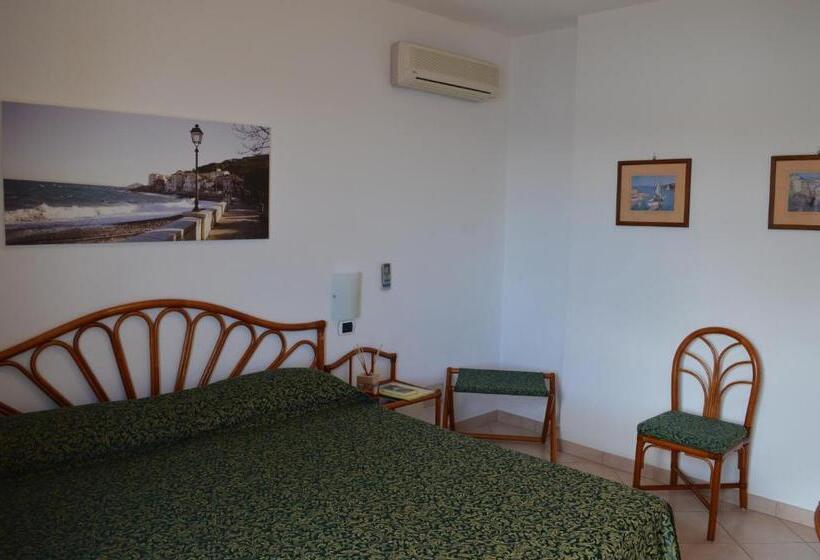 호텔 Albergo Le Briciole