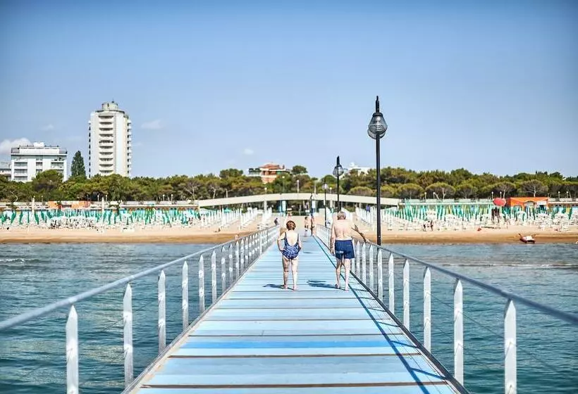 هتل Bella Venezia Mare