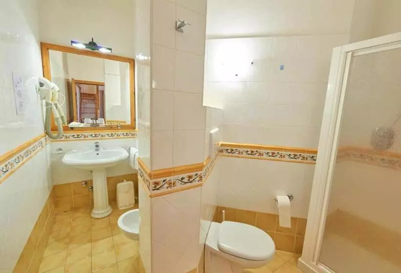 Отель Bonapace S