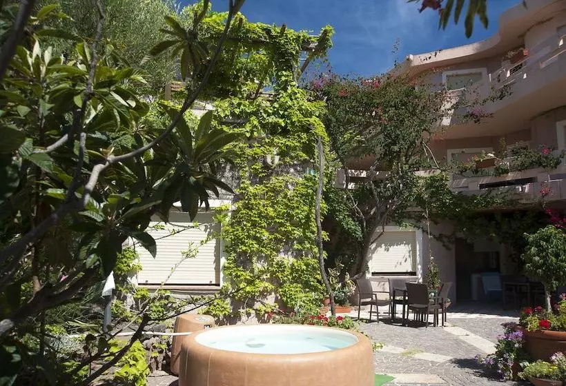 בית מלון כפרי Costa Dorada