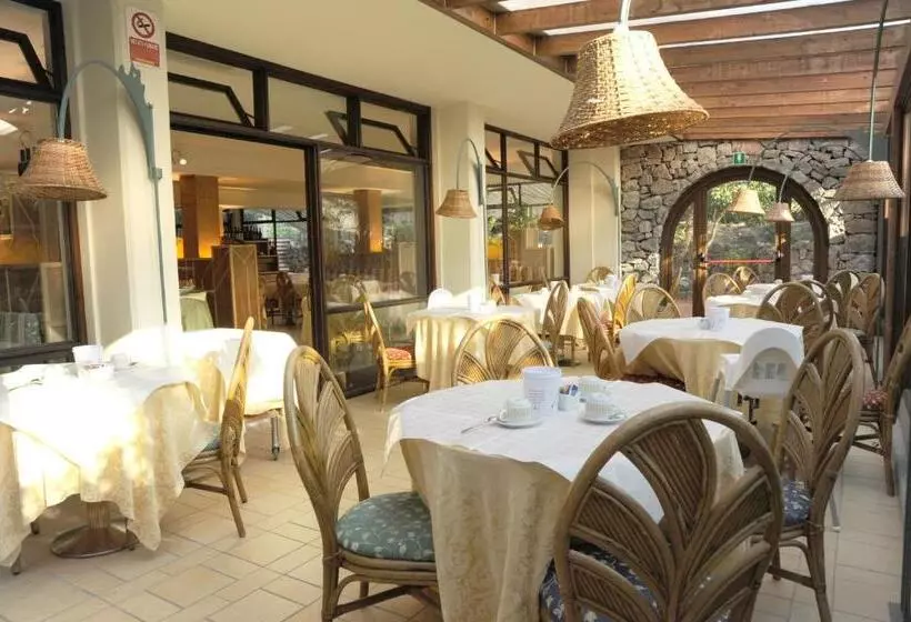 Отель Dei Coralli