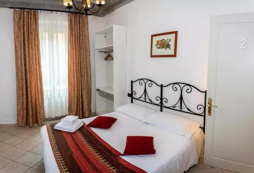 هتل Dei Mori   Guest House