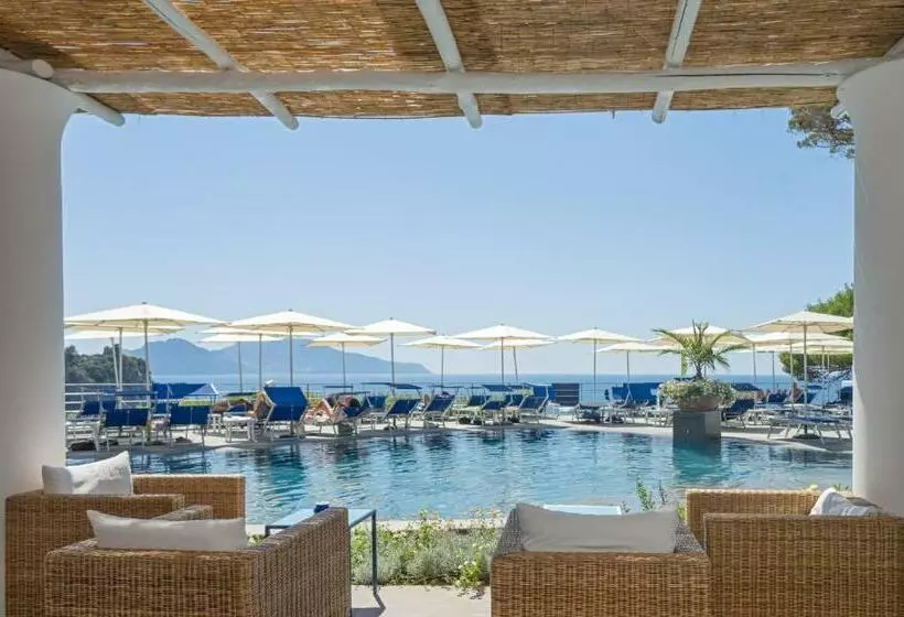 בית מלון כפרי Delfino