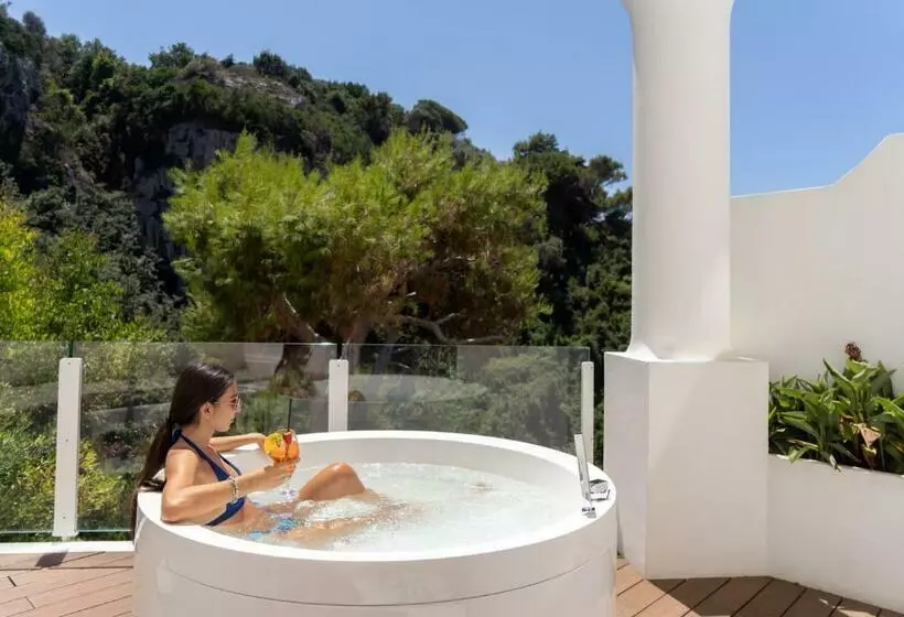 בית מלון כפרי Delfino