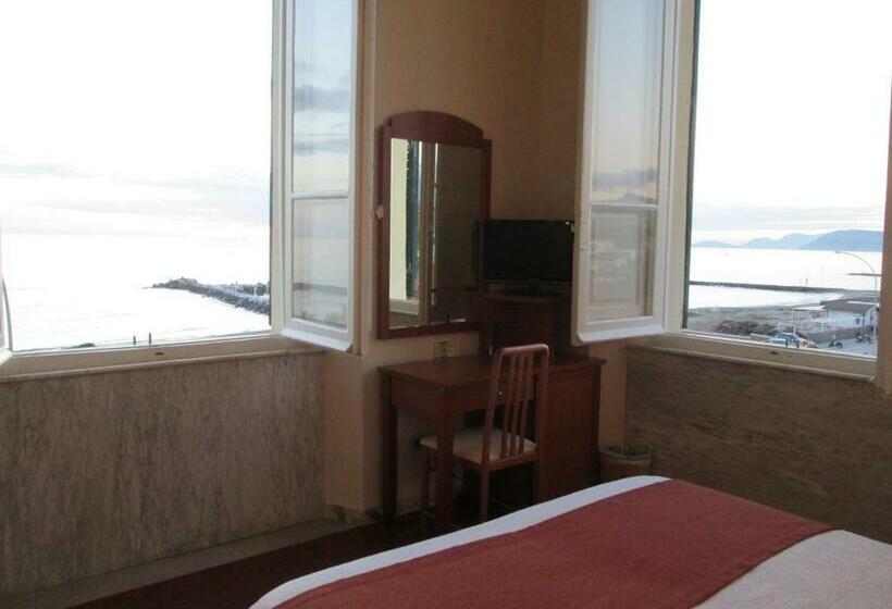 בית מלון כפרי Italia