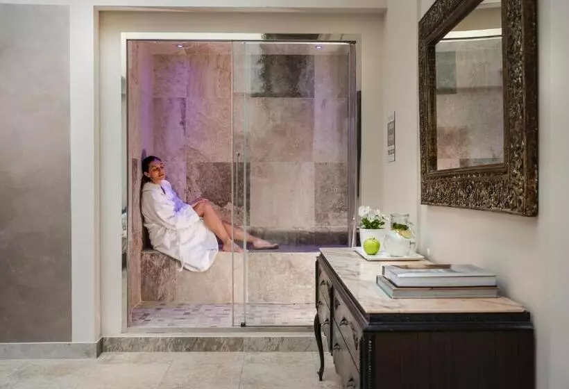 בית מלון כפרי Mayer & Splendid   Wellness E Spa