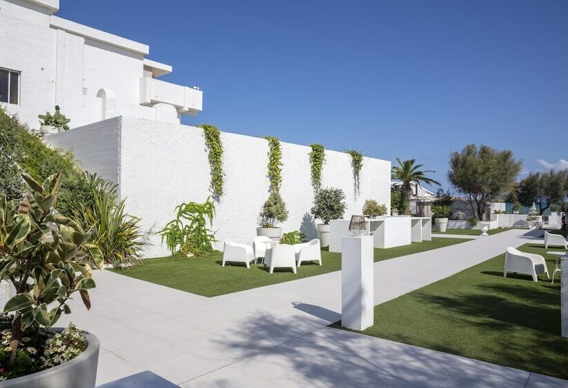 בית מלון כפרי Riva Del Sole