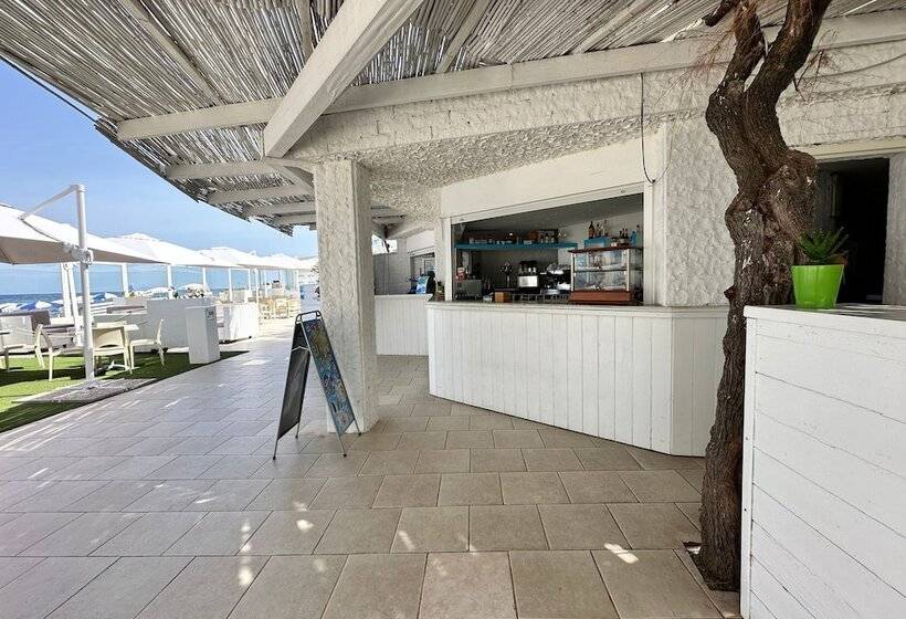 בית מלון כפרי Riva Del Sole