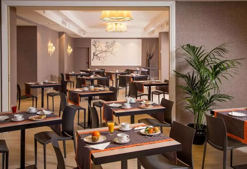 בית מלון כפרי American Palace Eur