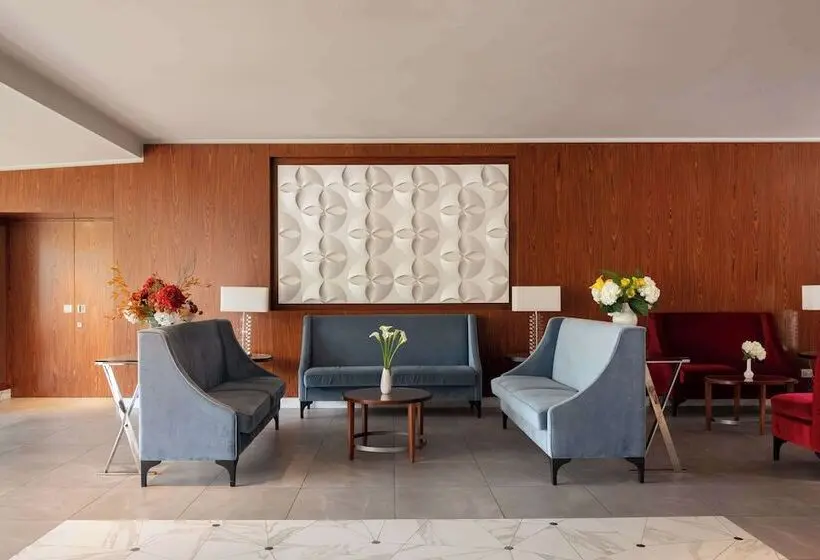 Hotelli American Palace Eur