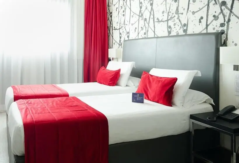 Hotelli American Palace Eur