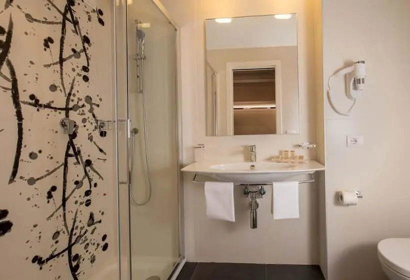 Hotelli American Palace Eur