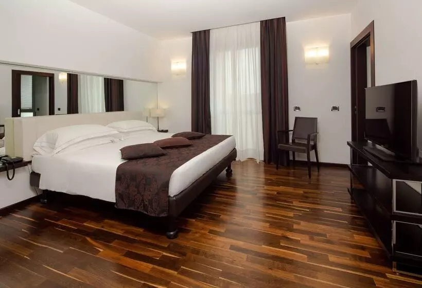 Best Western Hotel Biri