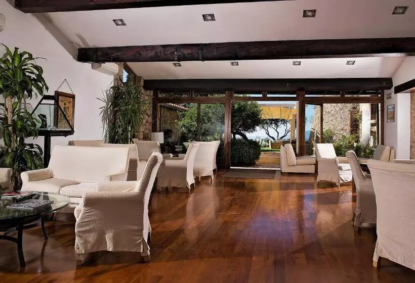 Boutique Hotel Torre Di Cala Piccola