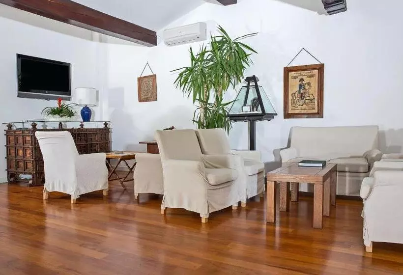 Boutique Hotel Torre Di Cala Piccola