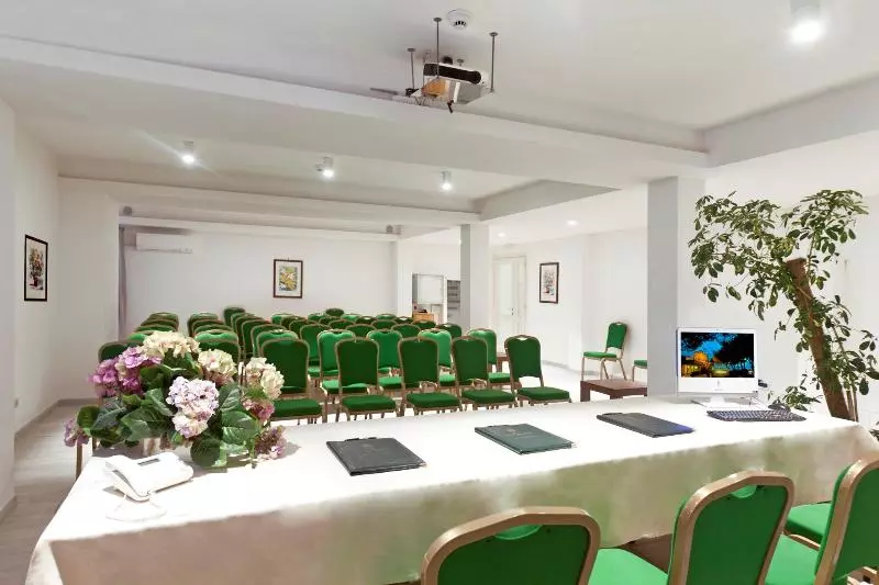 Boutique Hotel Torre Di Cala Piccola