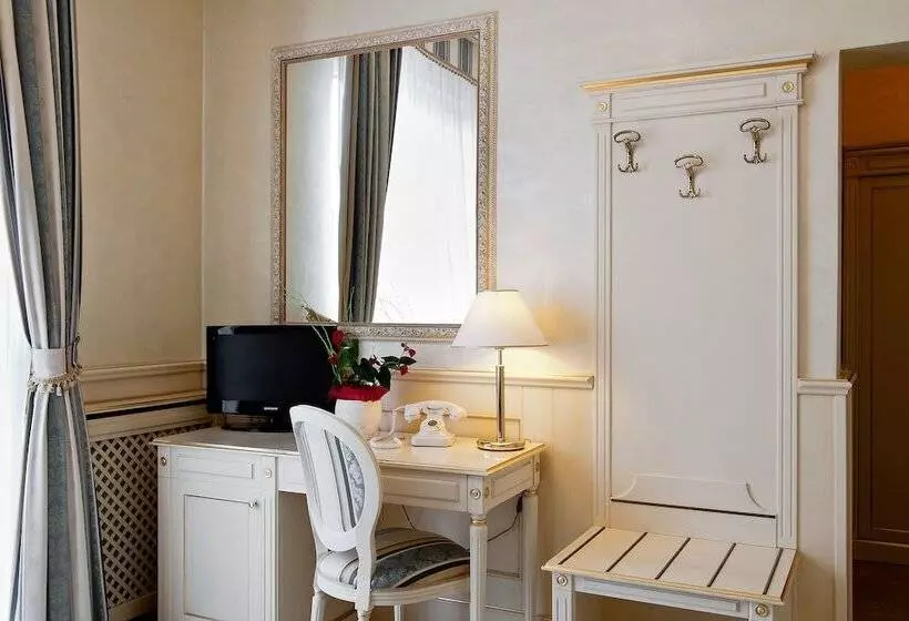 Nouvel Hotel Des Bains