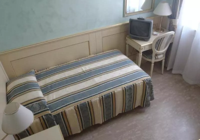 Nouvel Hotel Des Bains