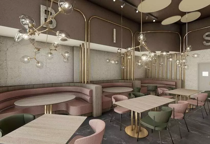 בית מלון כפרי Hilton Garden Inn Padova City Centre