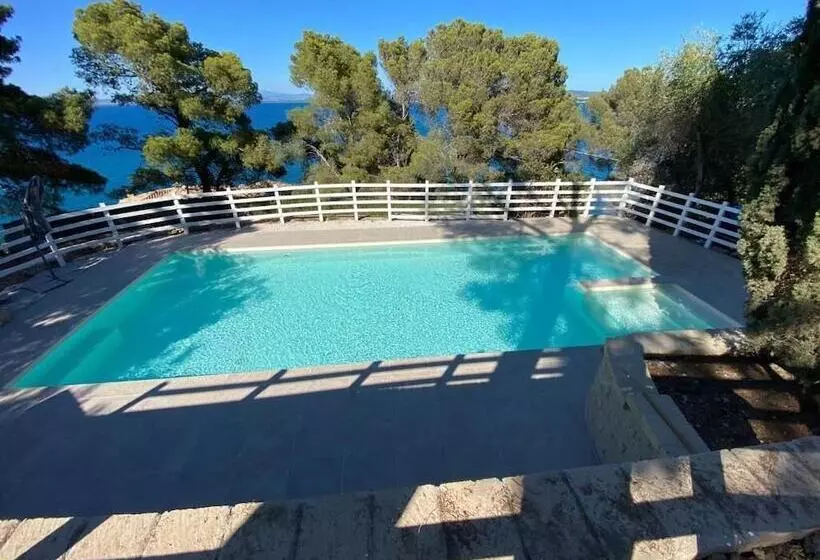 Отель Albergo Filippo Ii