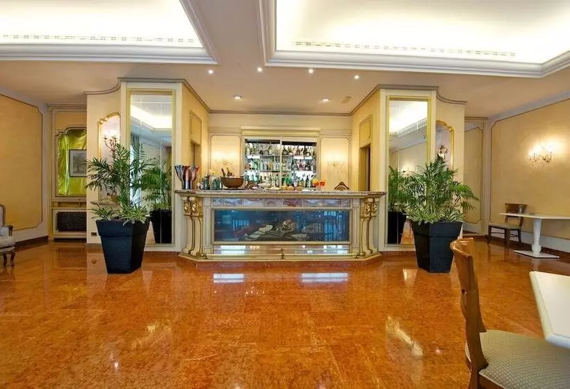 فندق Mercure Parma Stendhal