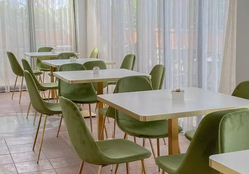 هتل Palladium Palace