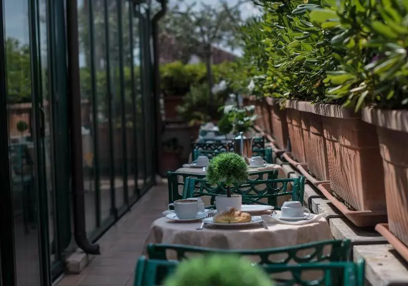 هتل Palladium Palace