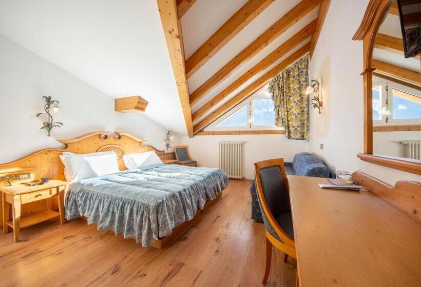 هتل Patrizia Dolomites Glamour