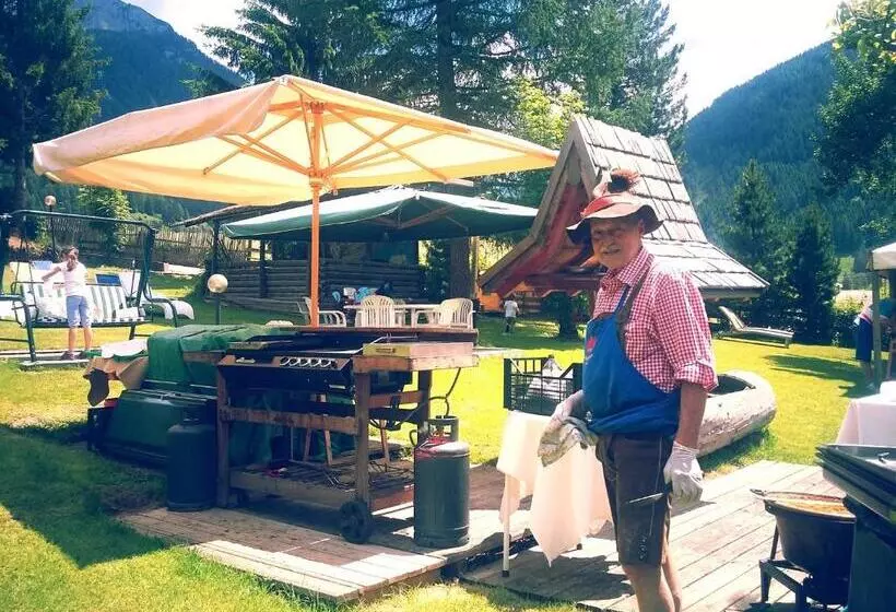 Szálloda Patrizia Dolomites Glamour