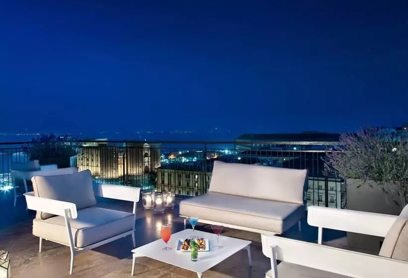 Renaissance Naples Hotel Mediterraneo