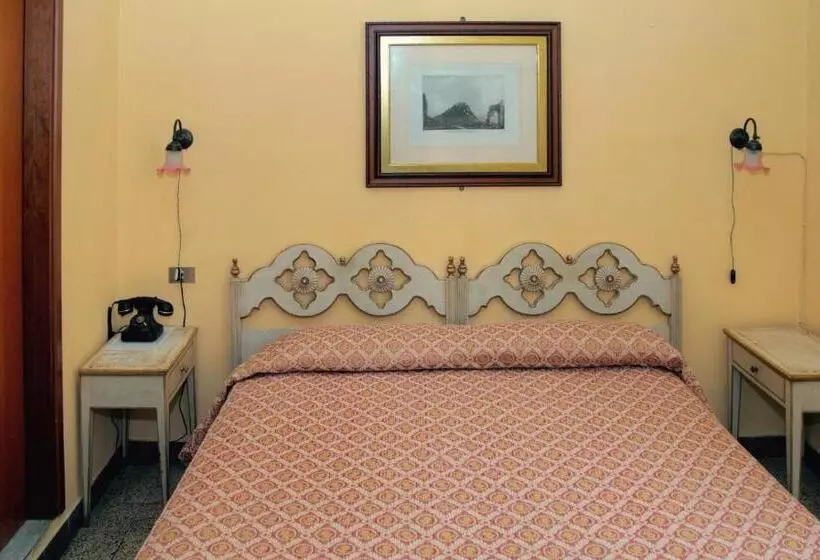 هتل Royal Victoria