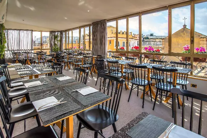 בית מלון כפרי Tritone