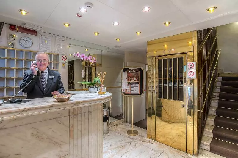 בית מלון כפרי Tritone