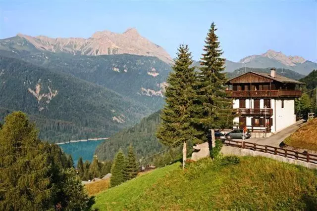 Hotel Albergo Riglarhaus