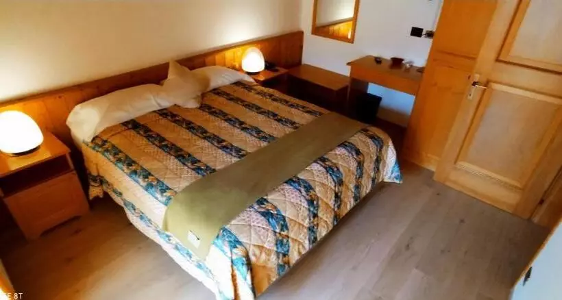 Hotel Albergo Riglarhaus