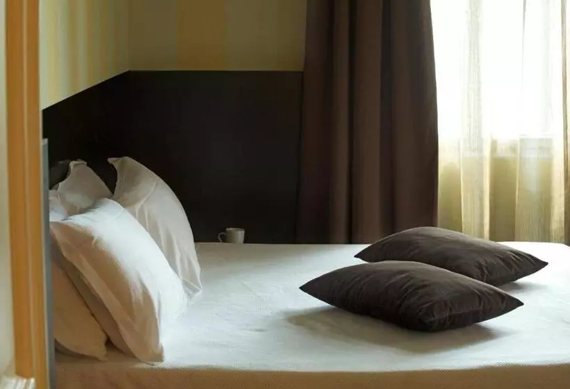 호텔 Clocchiatti Next