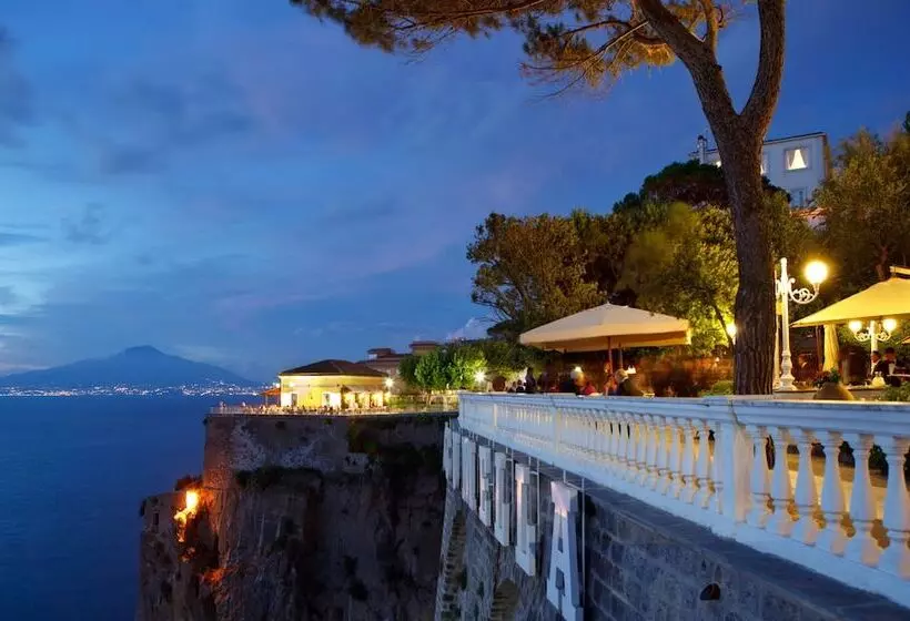 Grand Hotel Cocumella