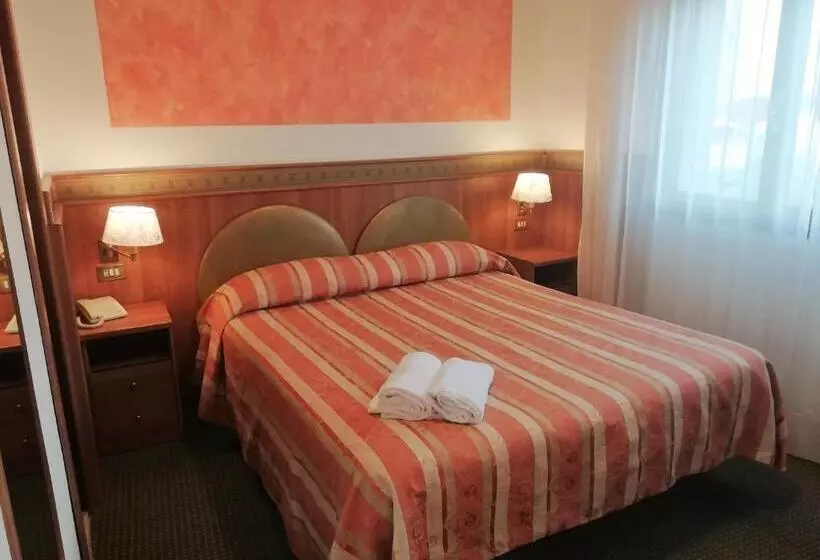 בית מלון כפרי Kristall