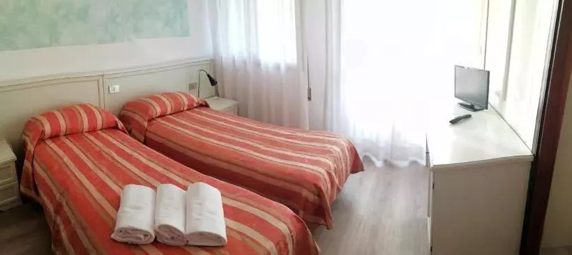 בית מלון כפרי Kristall