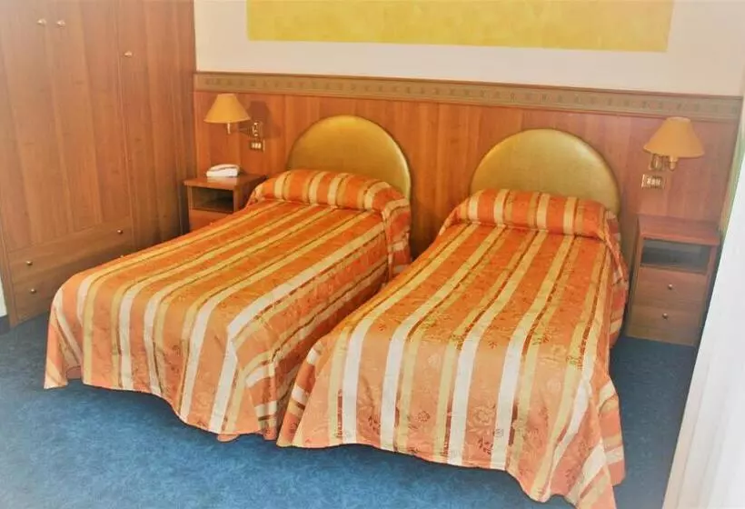 בית מלון כפרי Kristall