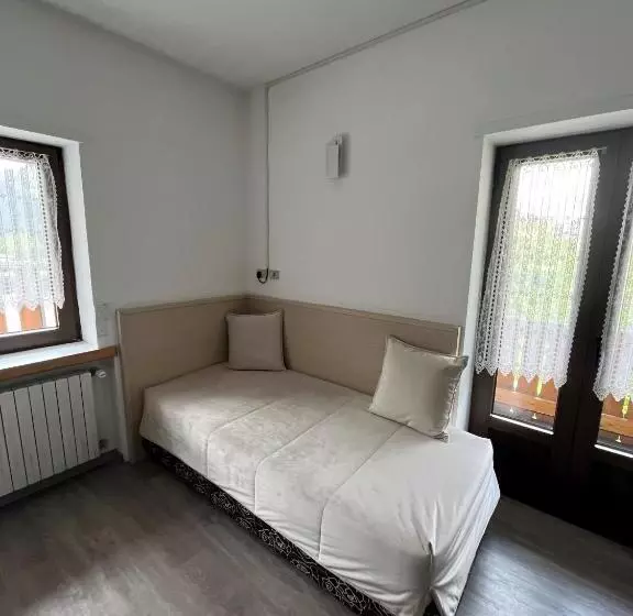 ホテル Monaco Sport