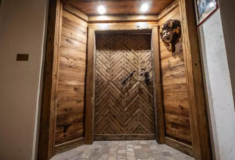 ホテル Monaco Sport