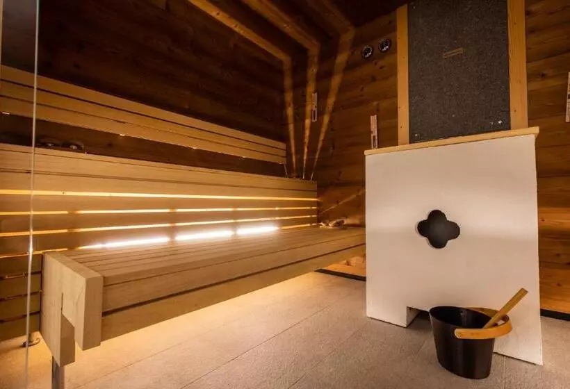 ホテル Monaco Sport