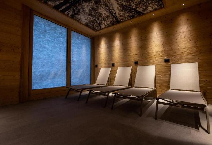 בית מלון כפרי Monaco Sport