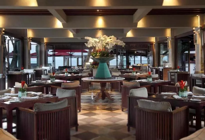 בית מלון כפרי Puri Santrian